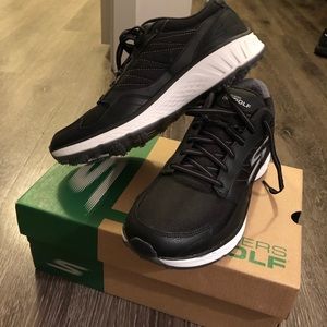 NWT Golf Shoes